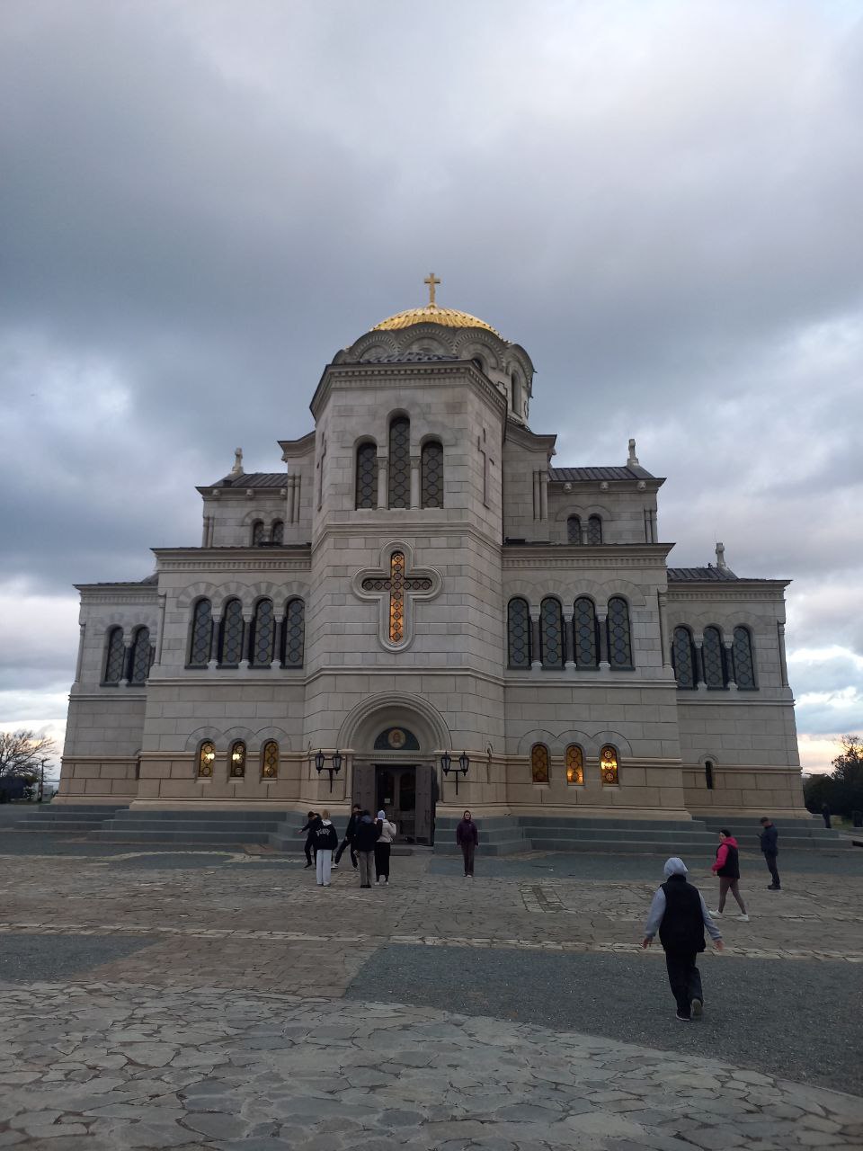 С началом новой недели, друзья!