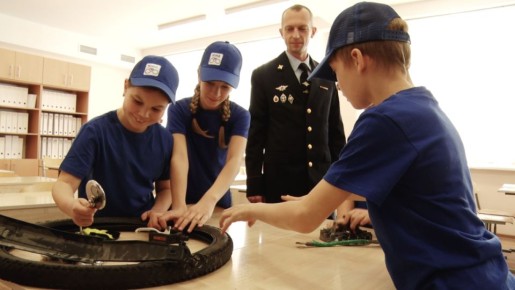 Юные инспекторы состязались в «Безопасном колесе»