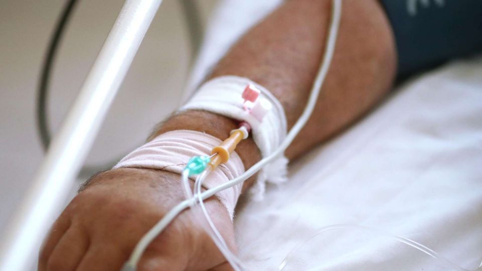 � ���� ������� � ������������� ������������� ������� ����� � ��������