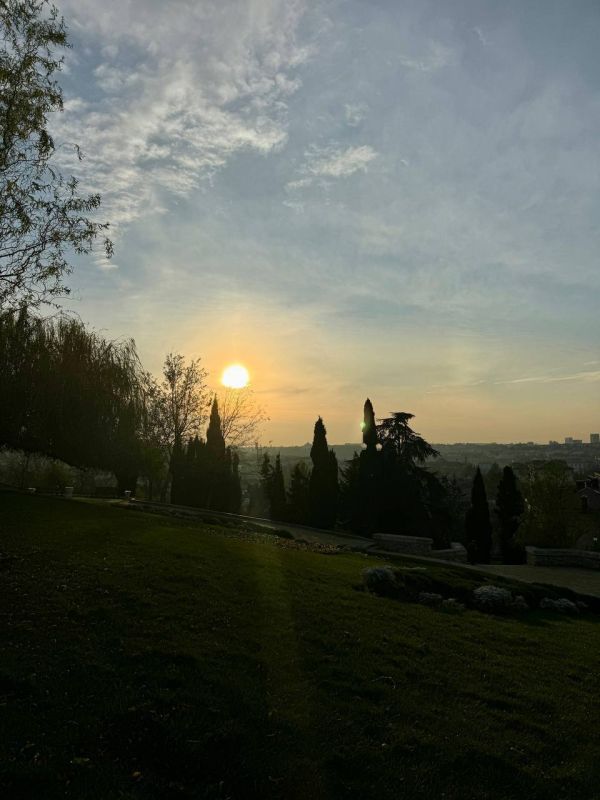 Погода на 8 декабря:. • переменная облачность, возможен дождь