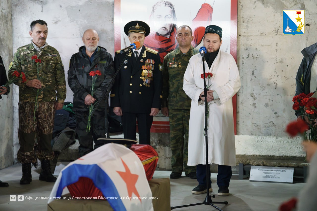 Чтим память защитников. На 35-й батарее прошла церемония передачи останков воина Красной армии Рази Сафара Назимова в Таджикистан