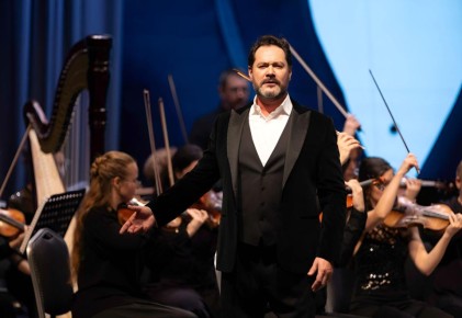 Путин присвоил звание народного артиста Абдразакову