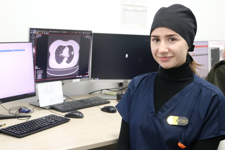 В Севастопольском противотуберкулезном диспансере работает молодой рентгенолог