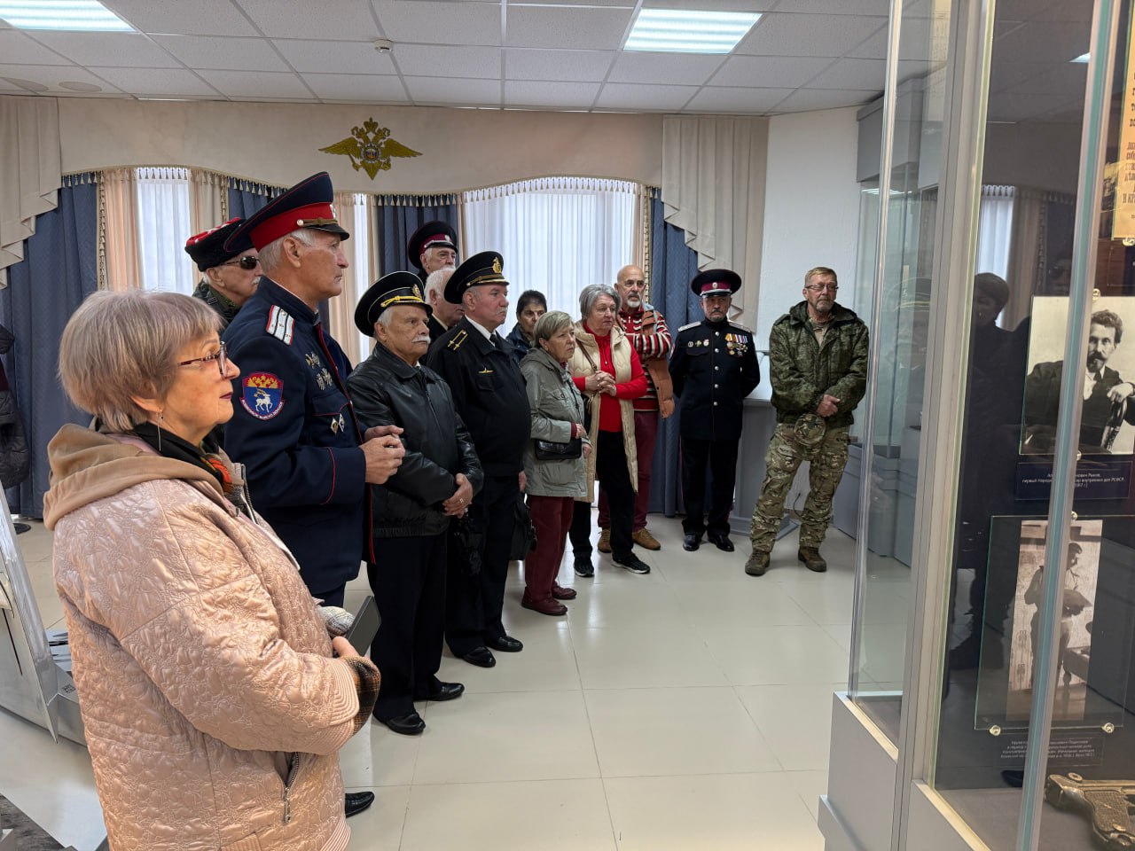 В Народном музее Севастопольской полиции (милиции) им. М.С. Казакевича состоялась встреча поколений