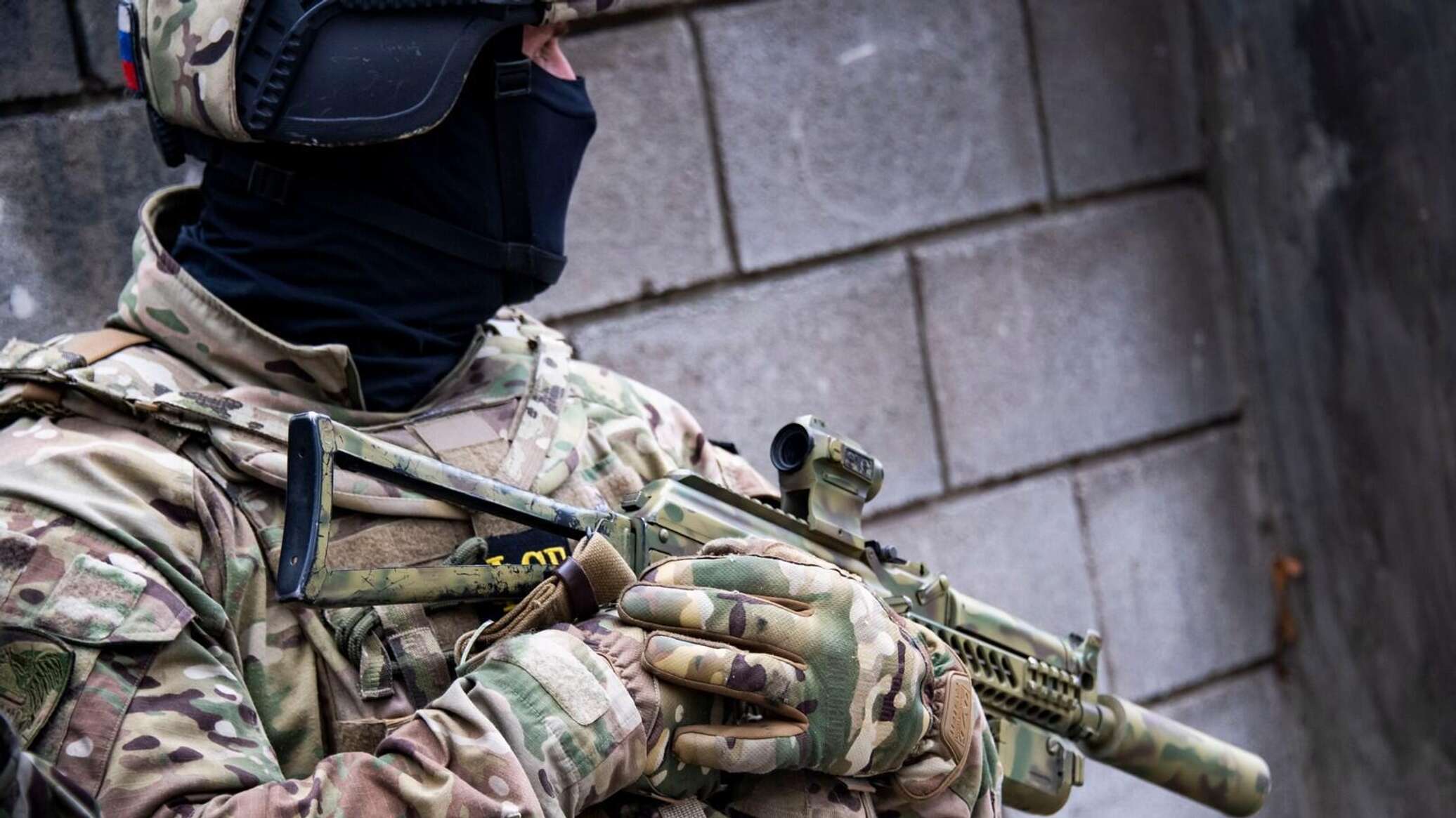 В Севастополе ФСБ задержала наркодилера с партией героина на три миллиона