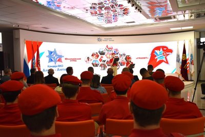 Василий Зубенко поздравил юнармейцев отряда «Гранит»