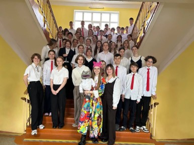 Необычная просветительская встреча состоялась в гимназии № 8 имени Н.Т. Хрусталева