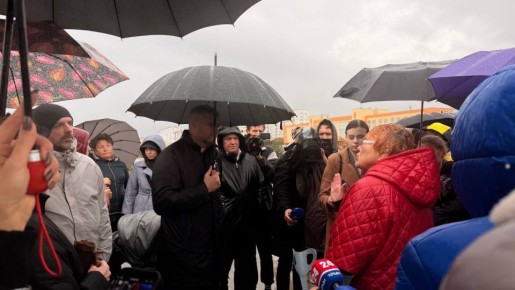 Встретился с жителями проспекта Античный