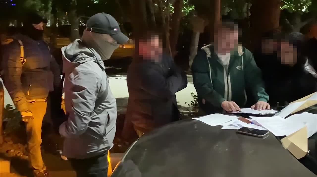 В Ялте за взятку задержан чиновник администрации