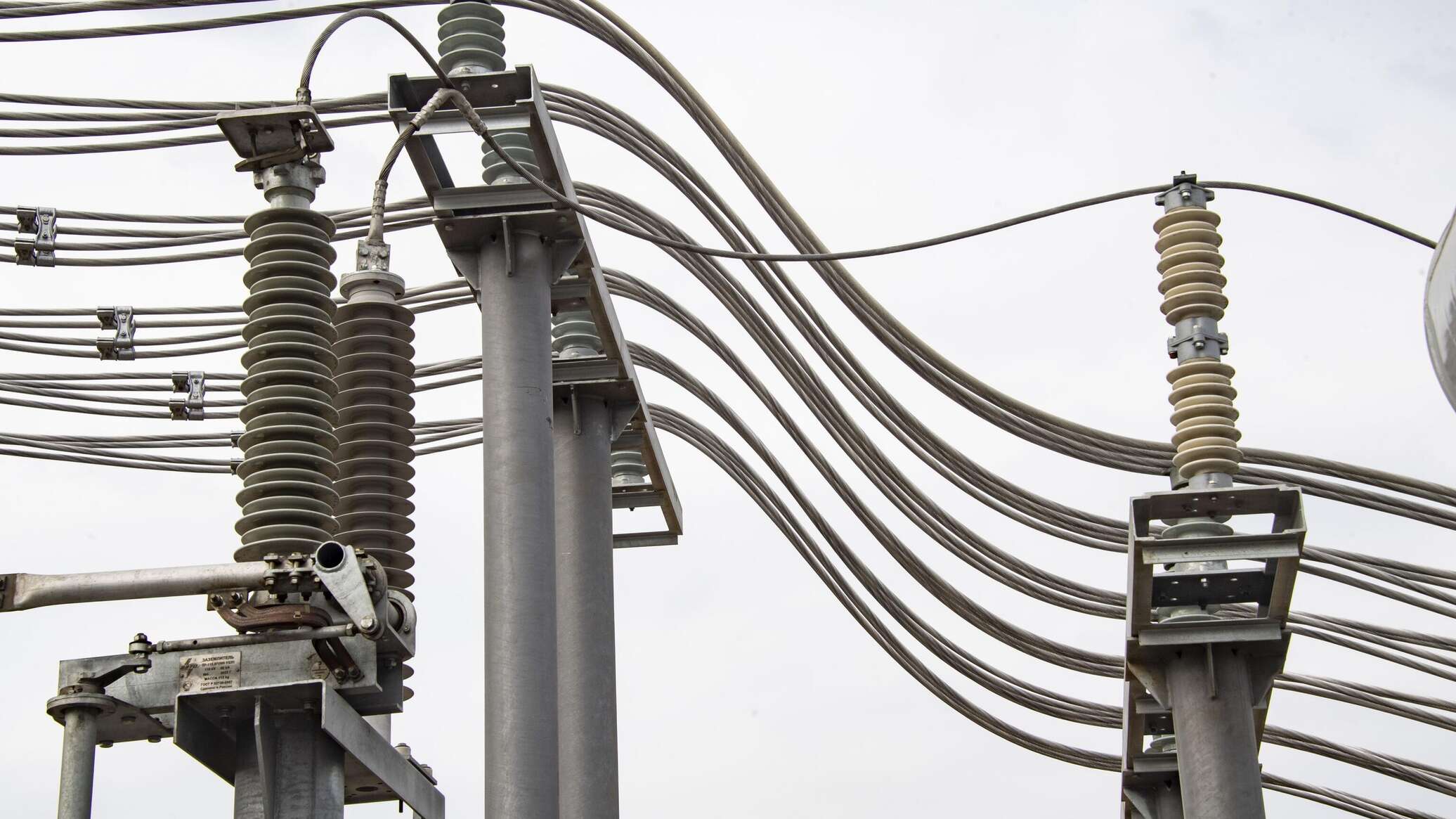 Шесть центральных улиц Симферополя остались без света