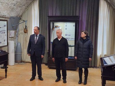 ��������� ������� ������ ������� � �������� ������������ ����������