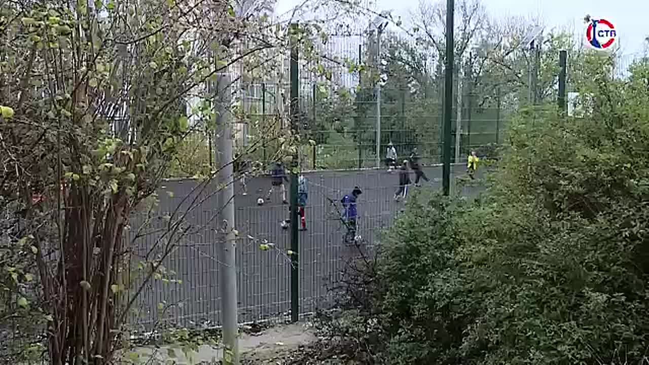 В Севастополе продолжается оздоровительный проект «Спорт в каждый двор»