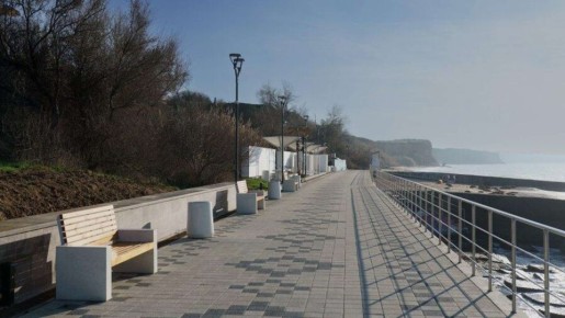 В Севастополе завершили благоустройство набережной в Андреевке