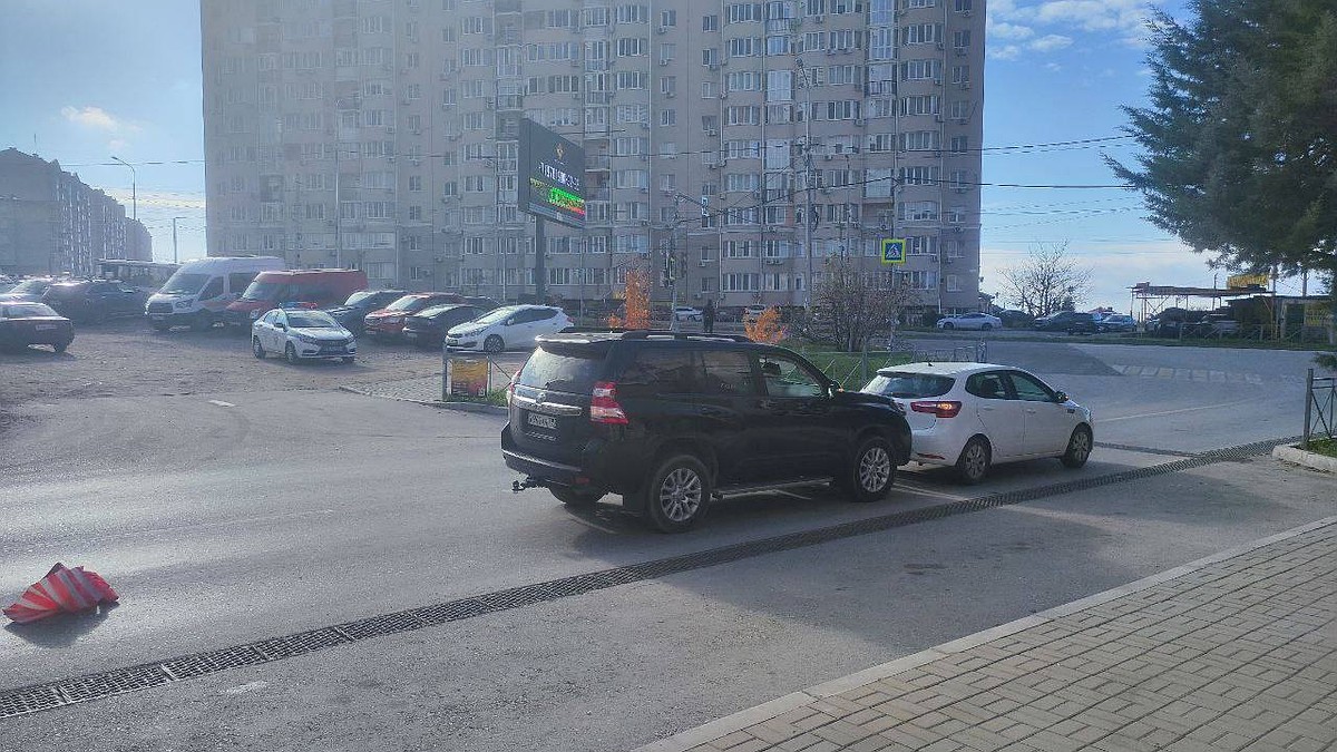 В Севастополе столкнулись Toyota и Kia: пострадала четырехлетняя девочка