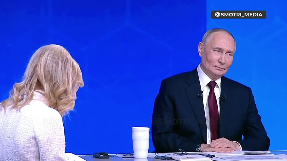 Я никогда не отправлял видеокружок — Путин