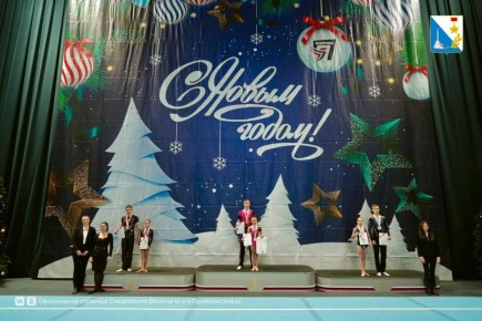 Севастопольские акробаты завоевали серебро на всероссийских соревнованиях «Звёзды Кремля»