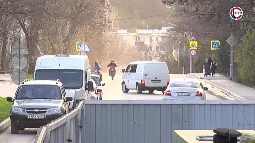 Канализационный коллектор в Балаклаве готов на 50%