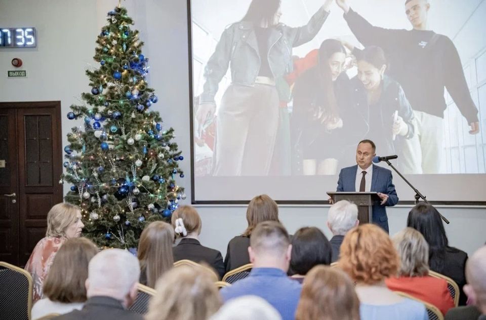 ����� ������� ����� ������, ��� �������� ������ �� ���� ��� ����������, � ��� ����� ��� ��� ��������, ��� ������� ��������� ������� ����� � ��������� ��� �������. � ����� �� ��� ������, ��� ������, ��� � � �������, �����...