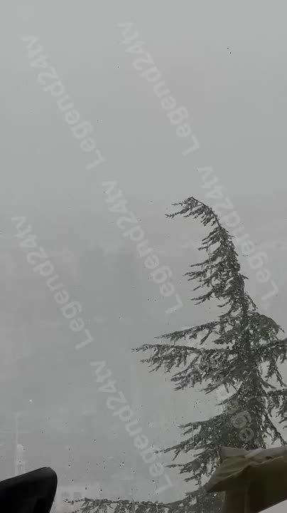 Больше 60 тонн противогололёдных материалов закупили для обработки дорог в Севастополе