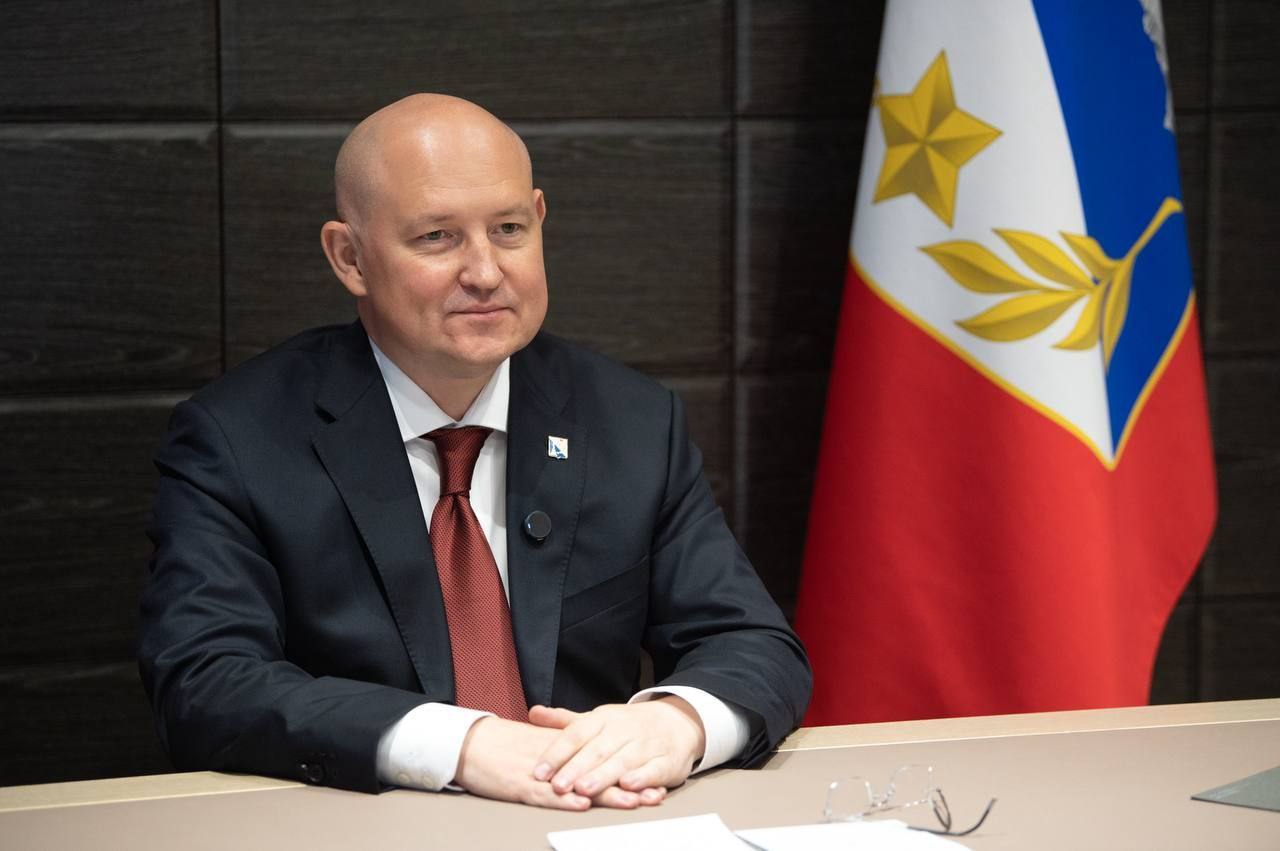 Дмитрий Белик: От всей души поздравляю с днём рождения Губернатора Севастополя Михаила Владимировича Развожаева!