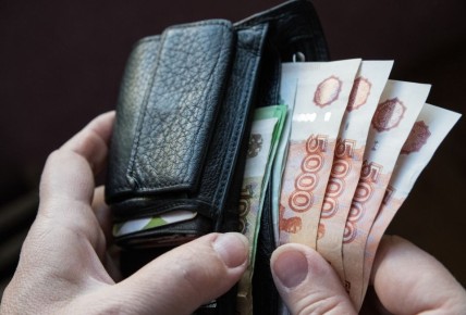 Прокуратура Севастополя помогла вернуть деньги пенсионерке