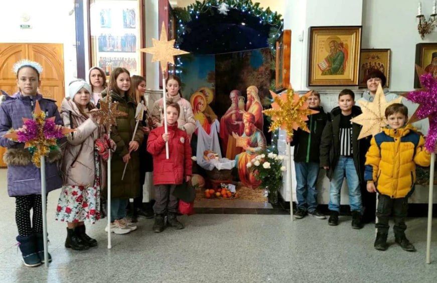 От вертепа до колядок: советы священника и народные традиции на Святки