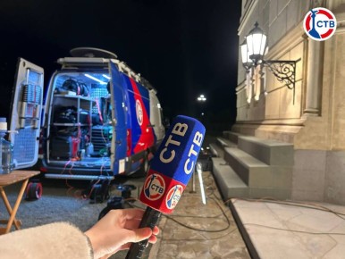 Телеканал «СТВ» показал Рождественскую службу из Свято-Владимирского собора Херсонеса в прямом эфире