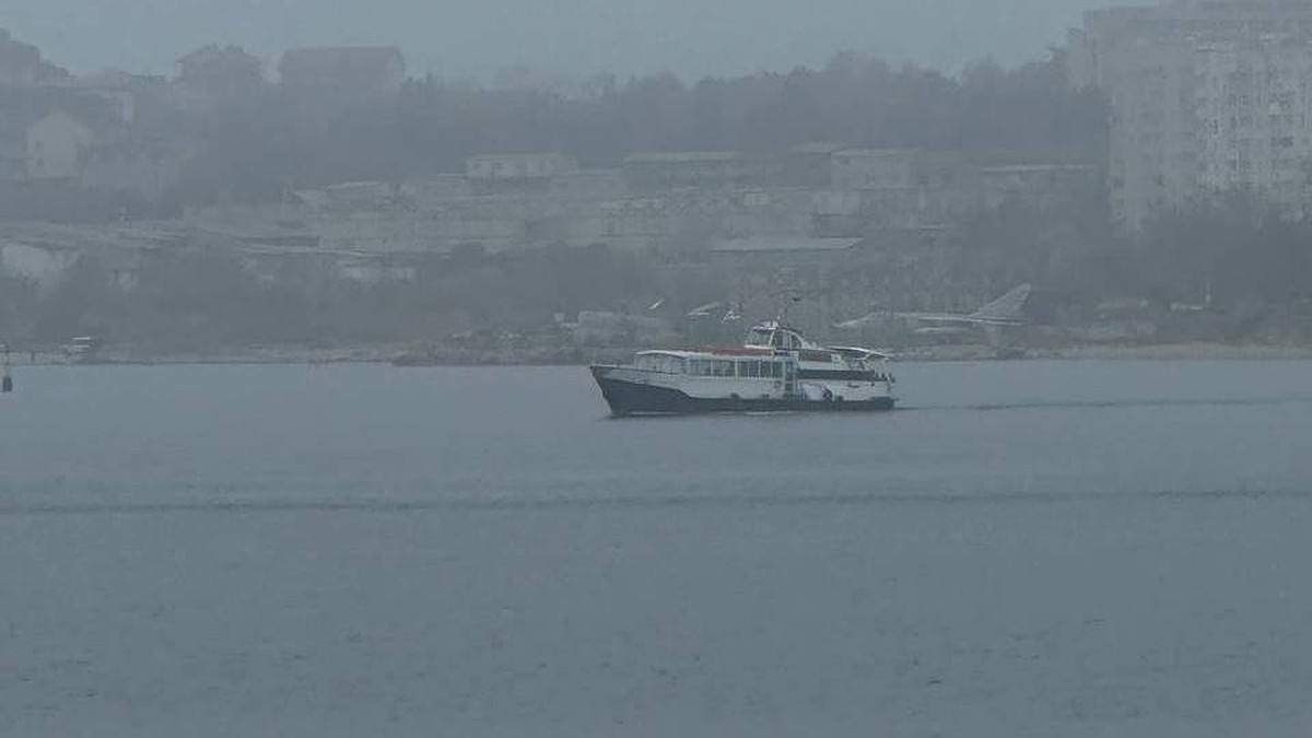 Морской пассажирский транспорт в Севастополе приостановил движение