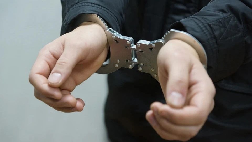 Завербовали украинские мошенники: в Севастополе приезжий попытался совершить несколько терактов