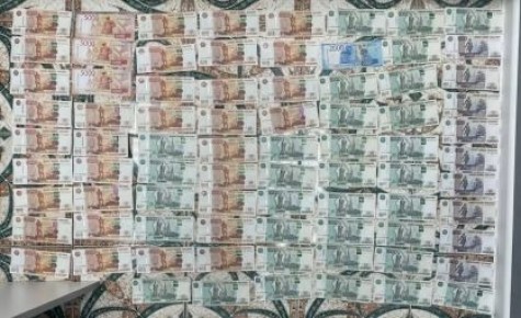 В Севастополе сотрудник Роспотребнадзора и представитель частной медицинской организации подозреваются в совершении коррупционных преступлений