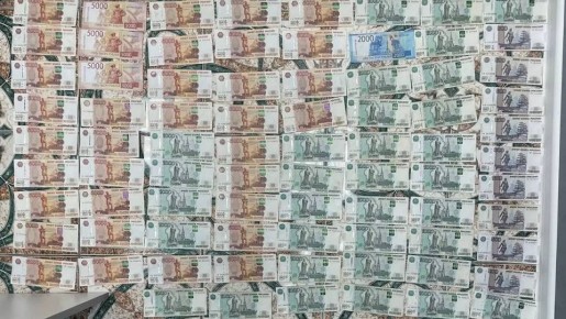 Сотрудника Роспотребнадзора и медпредставителя в Севастополе обвиняют в коррупции