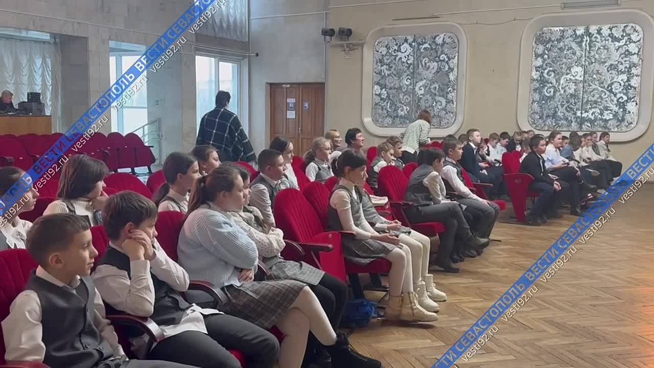 Сегодня во Дворце культуры рыбаков состоялась интерактивная программа для учеников школы №32