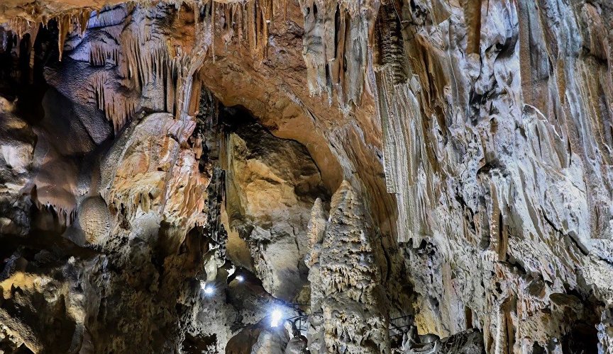 «Дыхание весны»: 8 Марта в Скельской пещере прозвучат лучшие песни о любви