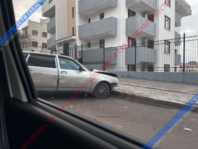 На улице 4-я Бастионная произошло ДТП с участием двух машин