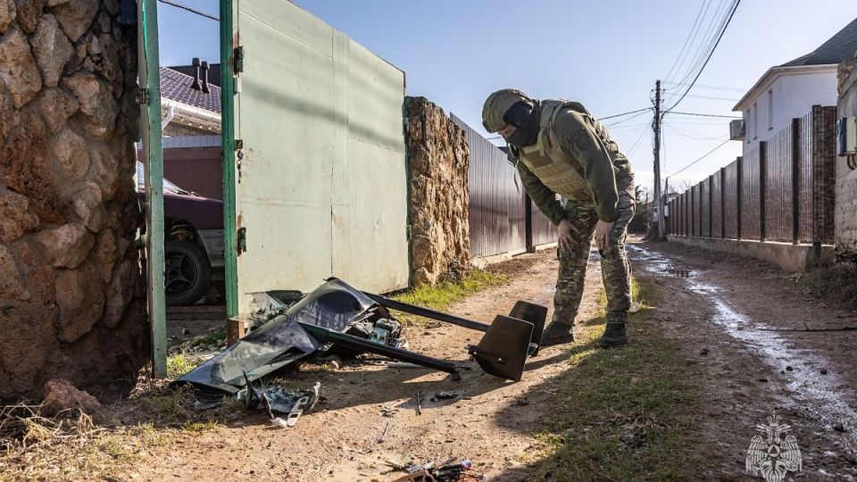 В Севастополе обезвредили упавший беспилотник