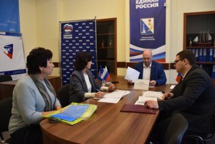 Владимир Немцев провёл приём граждан