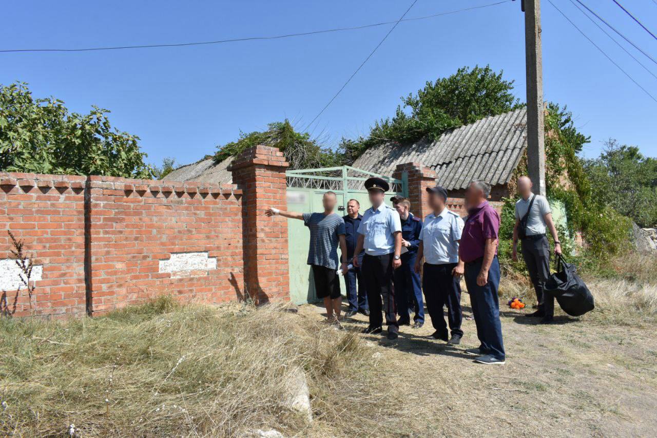 Завершено расследование уголовного дела в отношении жителя Ленинского района, совершившего убийство своей матери и брата