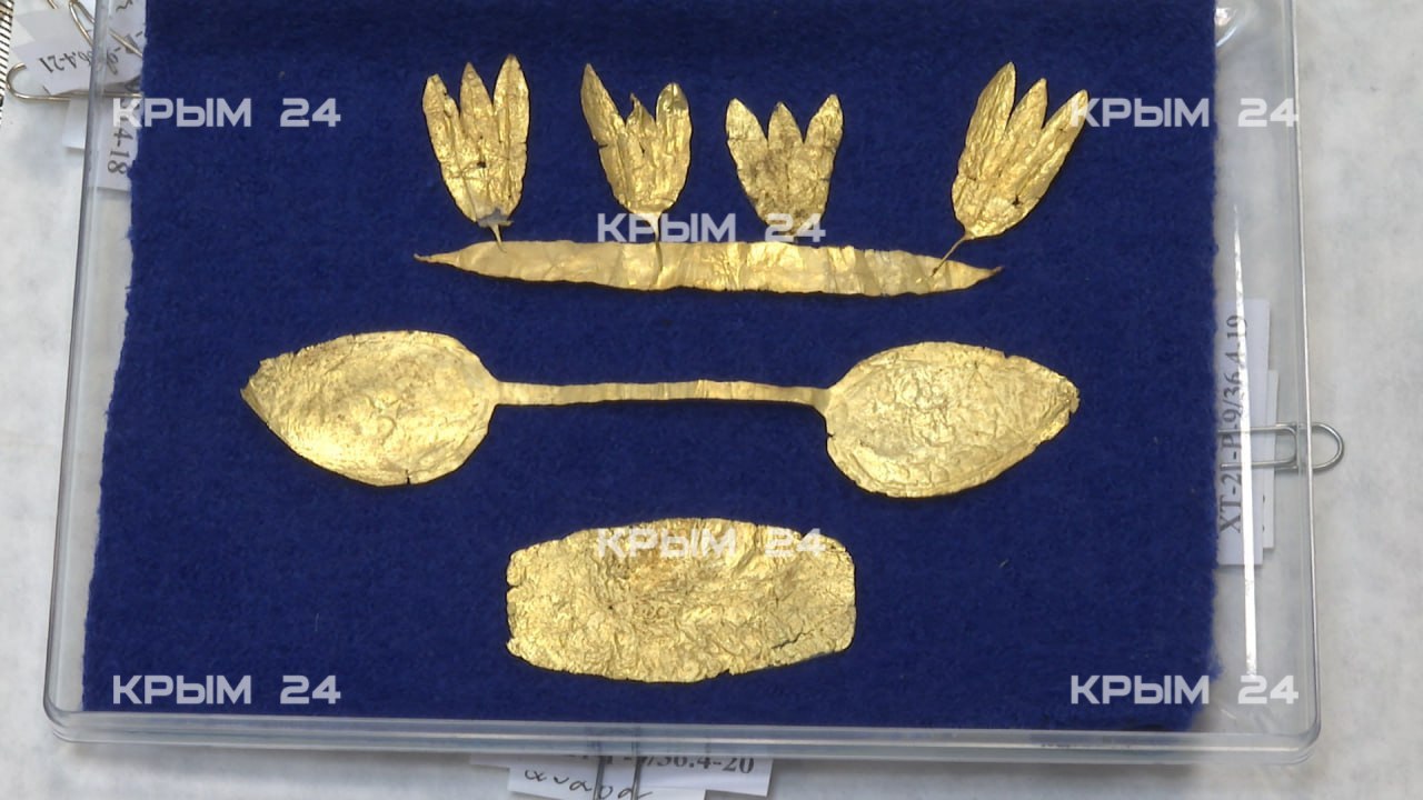 Около 20 уникальных артефактов нашли археологи при раскопках Южного пригорода Херсонеса Таврического