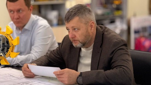 Провел еженедельный штаб с подрядчиками, где обсудили текущий ремонт дорог