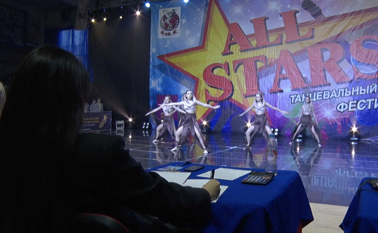 Фестиваль танца собрал 800 севастопольцев и крымчан