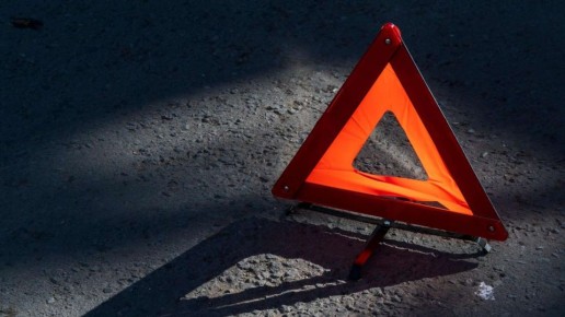 В Севастополе мужчина на самокате попал под колеса иномарки