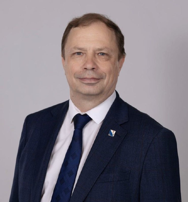 Сегодня День рождения у Александра Кулагина — депутата Законодательного собрания Севастополя, председателя постоянного комитета по здравоохранению, социальной политике и поддержке семьи