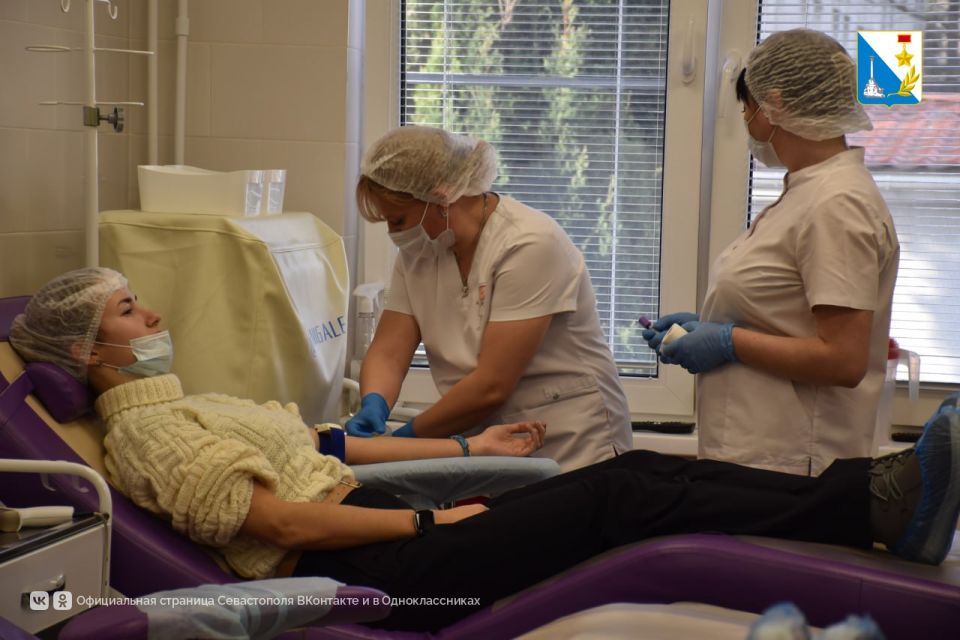 Почти 300 человек стали донорами в севастопольском центре крови за неделю