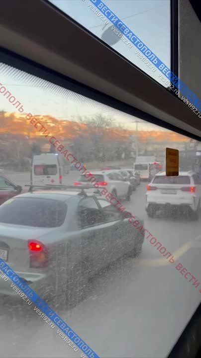 В Севастополе образовалась пробка в сторону железнодорожного вокзала