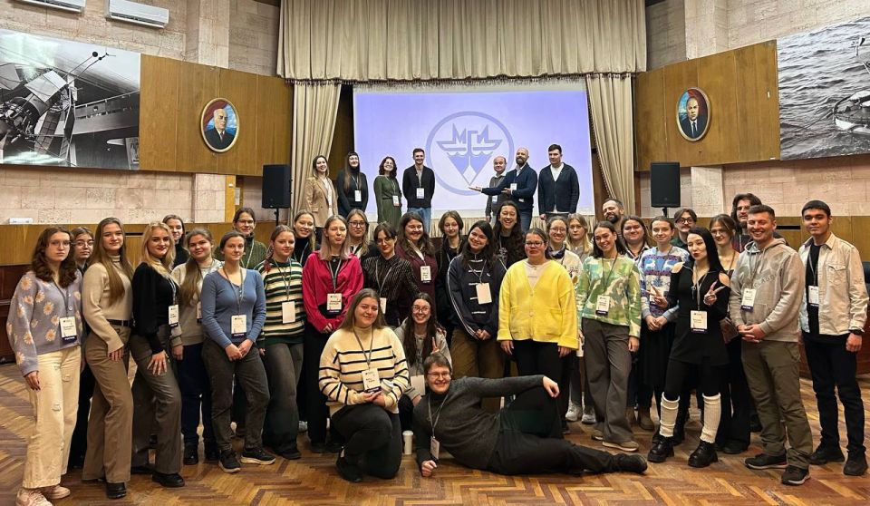 � ����������� ������� ����� ��������� ������������