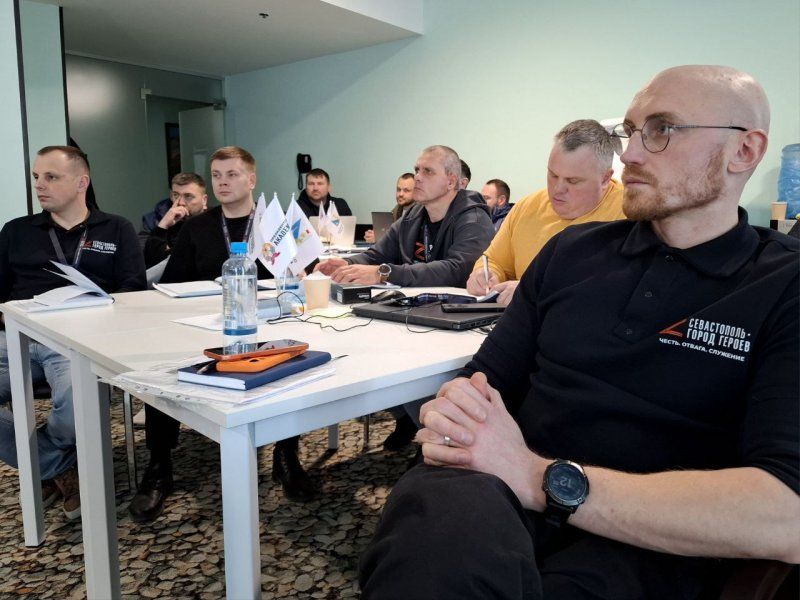 Участникам программы «Севастополь – город героев» рассказали о развитии туризма