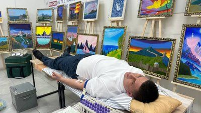 Роман Кулаков присоединился к благотворительной донорской акции