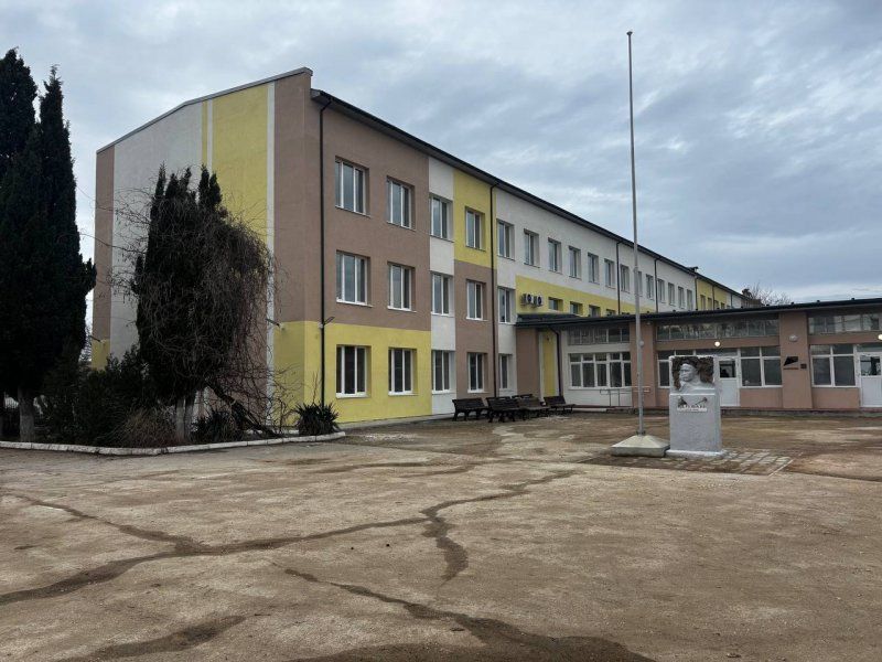 В Севастополе приступили ко 2-му этапу капитального ремонта Образовательного центра имени В.Д. Ревякина