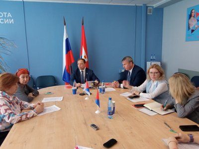 Состоялось выездное заседание комитета по здравоохранению, социальной политике и поддержке семьи