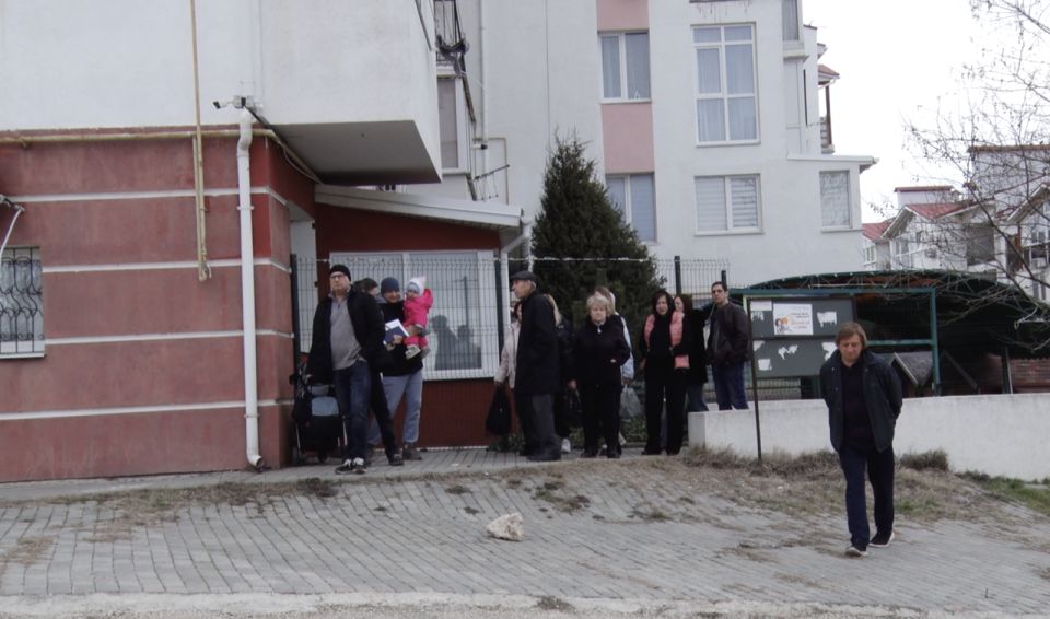 Жители улицы Рубежной просят закрыть дом престарелых